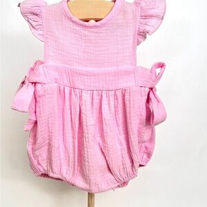 NWOT Light Pink Muslin Baby Romper with Bows